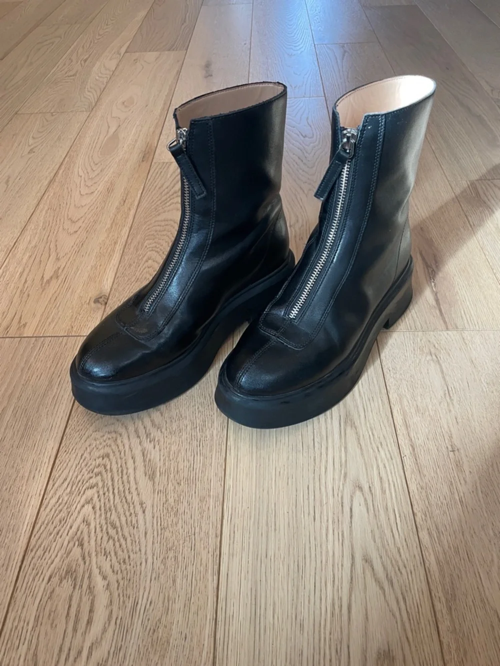 EUC Zip Boots - Picture 2 of 5